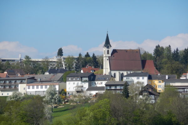 Kirche in Bad Kreuzen